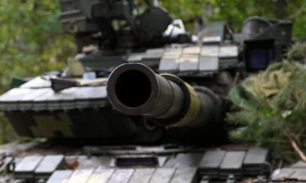 Германия объявила о поставке в Украину танков из Словакии и Греции