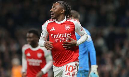 АПЛ. Від любові до ненависті: Еберечі Езе влітку майже перейшов до шпор, а тепер знищує їх вдруге в сезоні