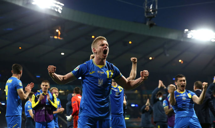 Ровно год назад Украина победила Швецию и пробилась в 1/4 финала Евро
