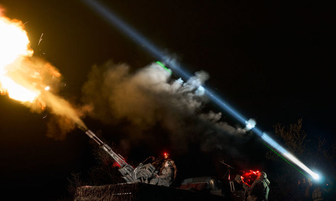 Во время ночной атаки россиян силы ПВО сбили ракету и 12 БпЛА оккупантов
