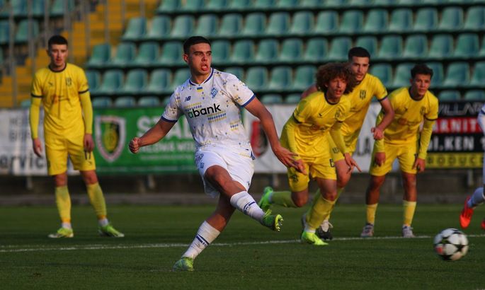 Головне, щоб був кращим за Довбика. Шлях Пономаренка до збірної України - изображение 1