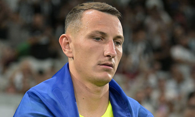 Вратарь сборной Украины рассказал об атмосфере в команде и настрое перед матчами с Францией и Исландией