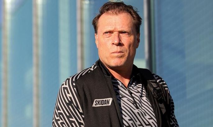 “Взагалі не було видно”: ван Леувен оцінив гру новачка клубу у Житомирі